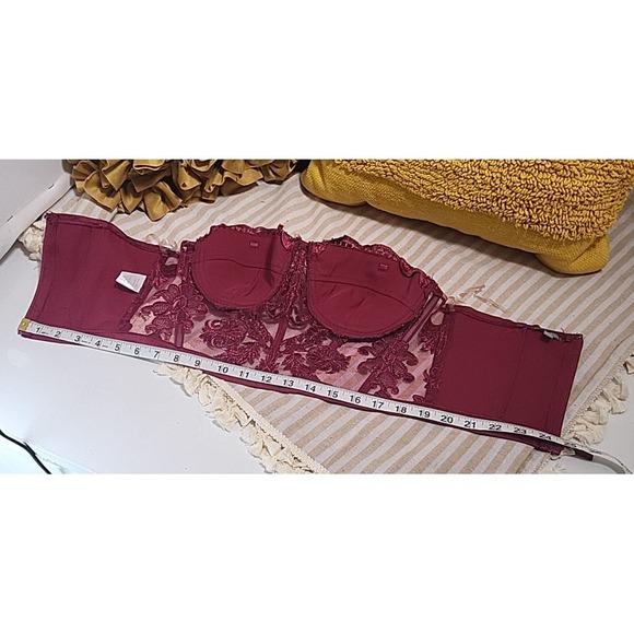 Charlotte Russe Bustier Lingerie Size Small Magenta Pink Lace Underwire Boned - Picture 13 of 14